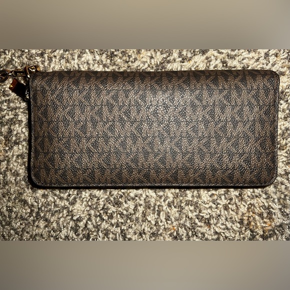 MK wallet *NWOT - Picture 4 of 5